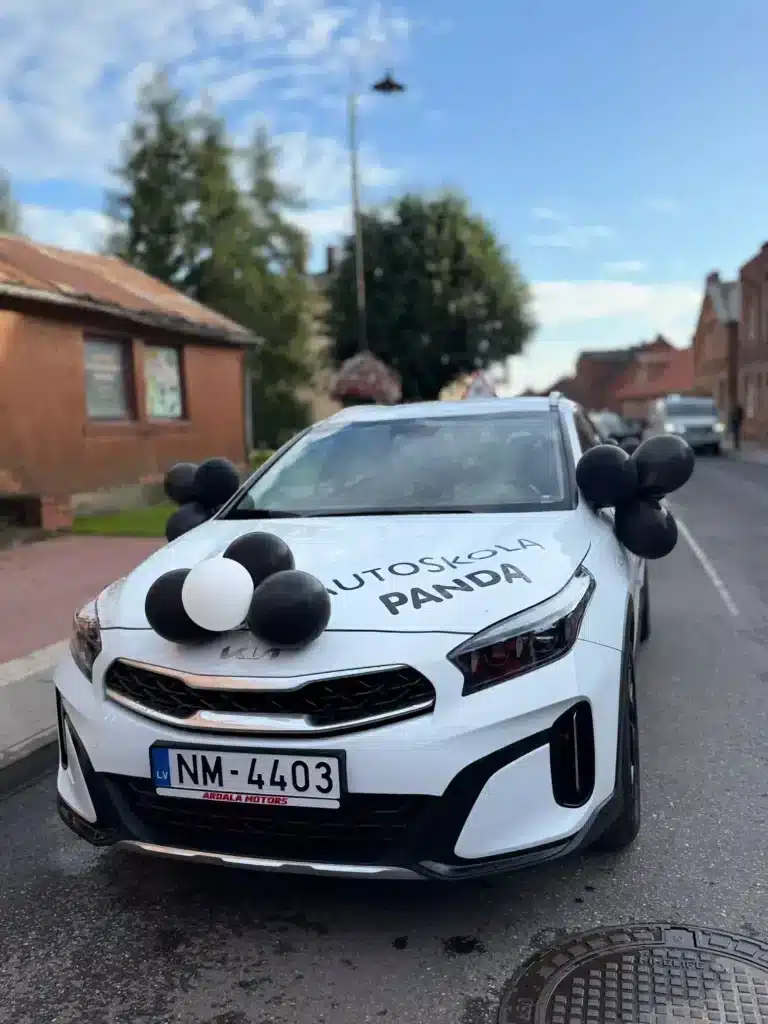 Autoskolas auto kia